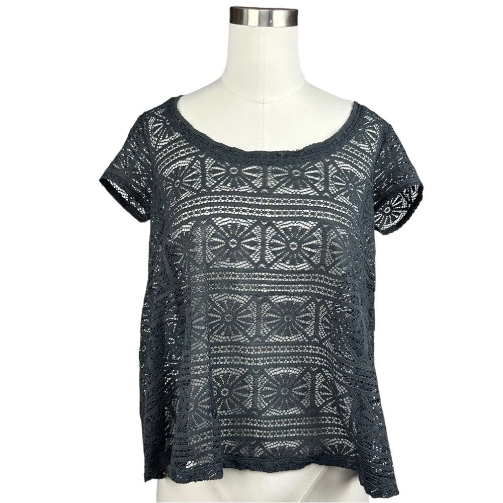 American Eagle Outfitters Y2K Lace Scoop Neck Sheer Short Sleeve Boho Blouse XS